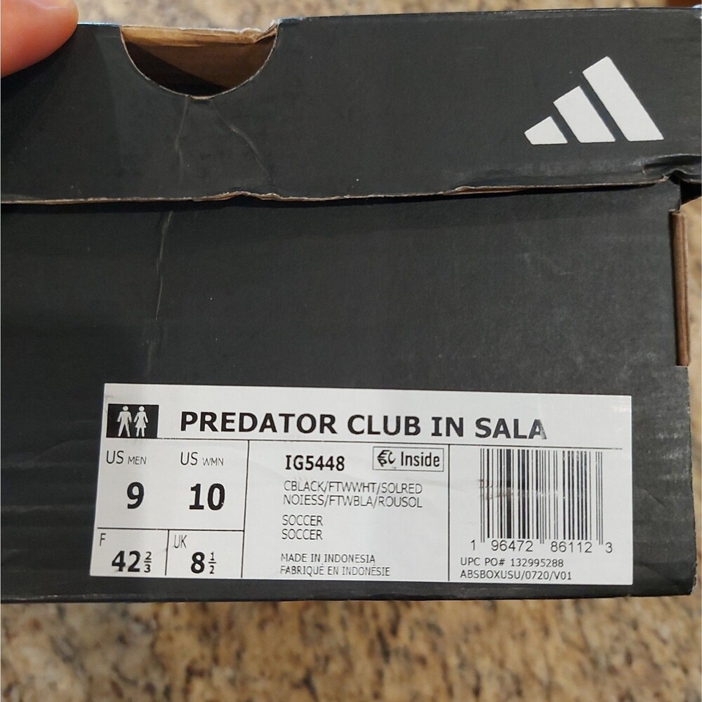 Adidas PREDATOR CLUB IN SALA Indoor Soccer FUTSAL Shoes Men's Size 9 IG5448 NWT